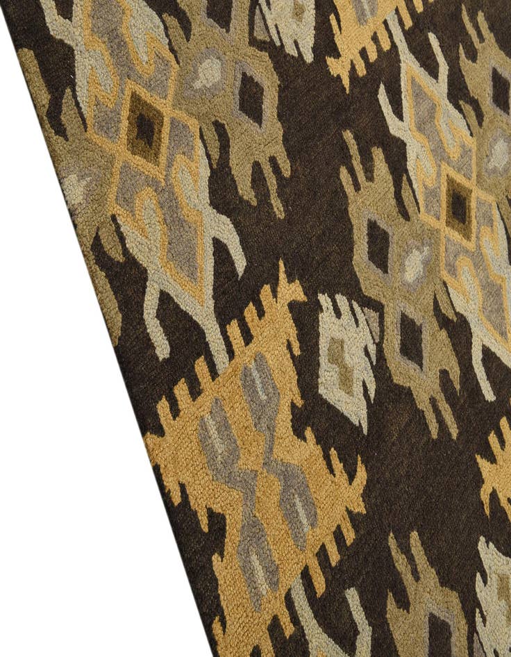 Detail image of  5' x 8' Luna Rug