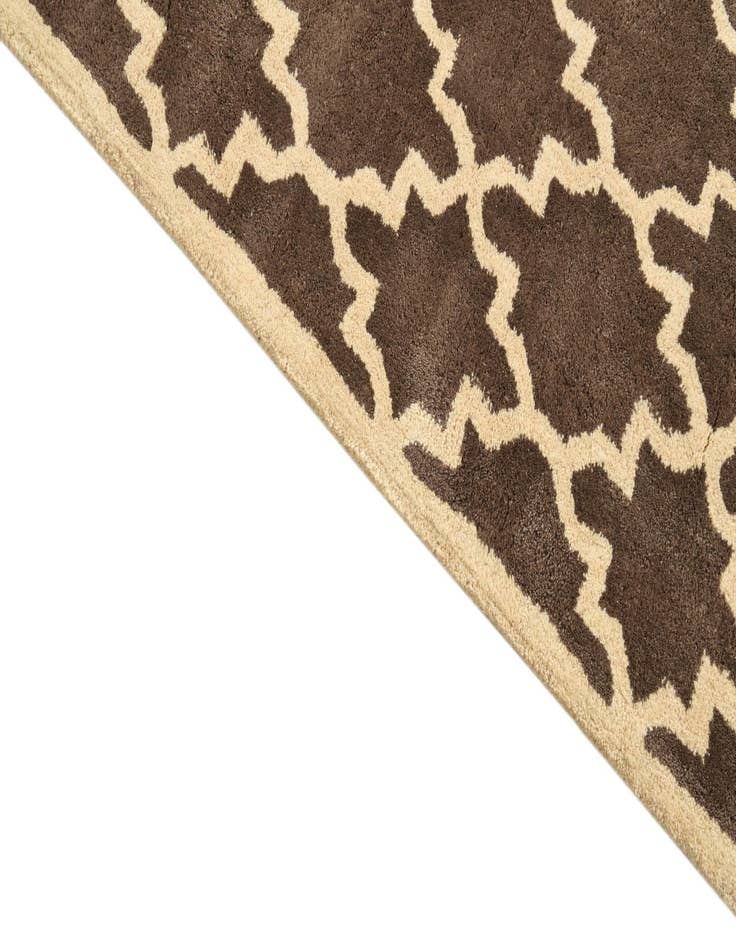 Detail image of  5' x 7' 9 Luna Wool Rug