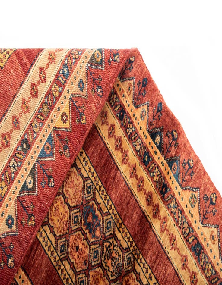 Detail image of  5' 1 x 6' 9 Luribaft Wool Rug