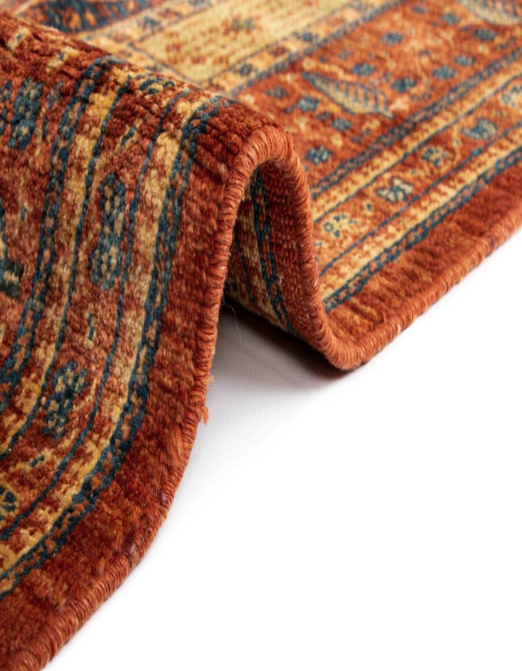 Detail image of  5' x 7' 5 Luribaft Wool Rug