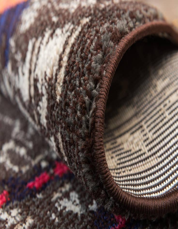 Detail image of  10' 6 x 16' 5  Washable Mesa Rug