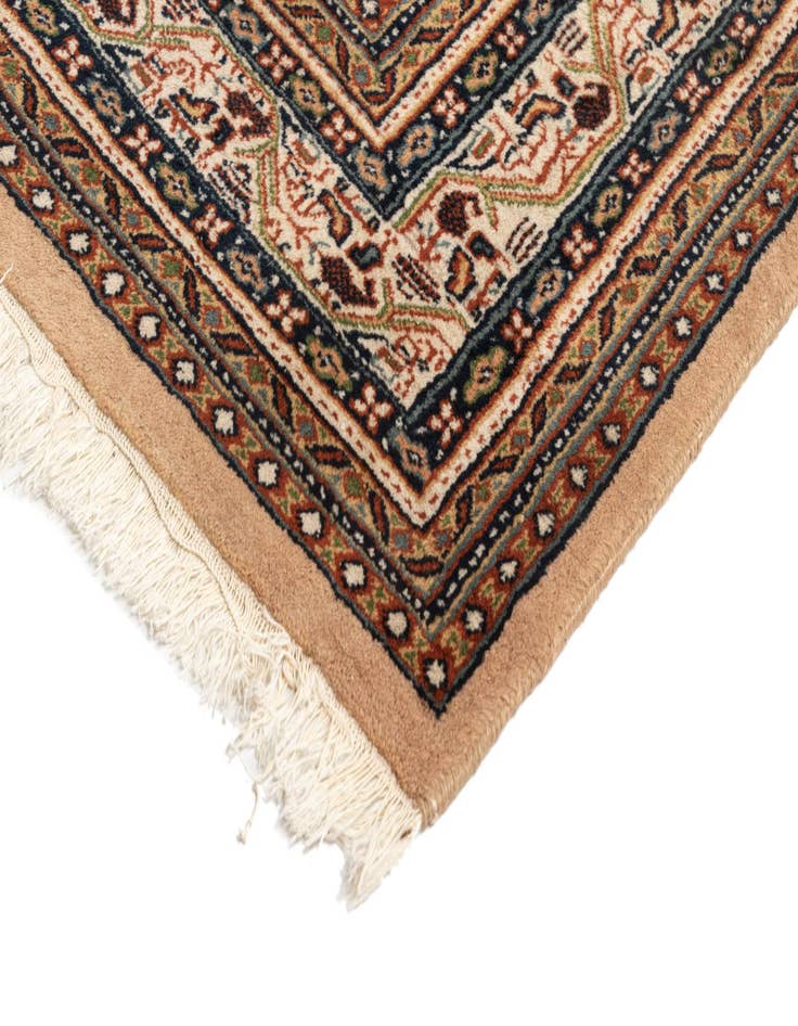 Detail image of  6' 6 x 9' 5 Mir Wool Rug