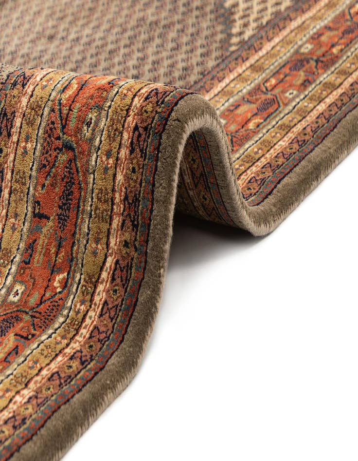 Detail image of  5' 9 x 7' 8  Hand Knotted Mir Oriental Wool Rug