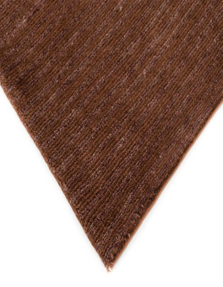 Detail image of  8' 1 x 9' 8 Modern Manshu Wool Rug