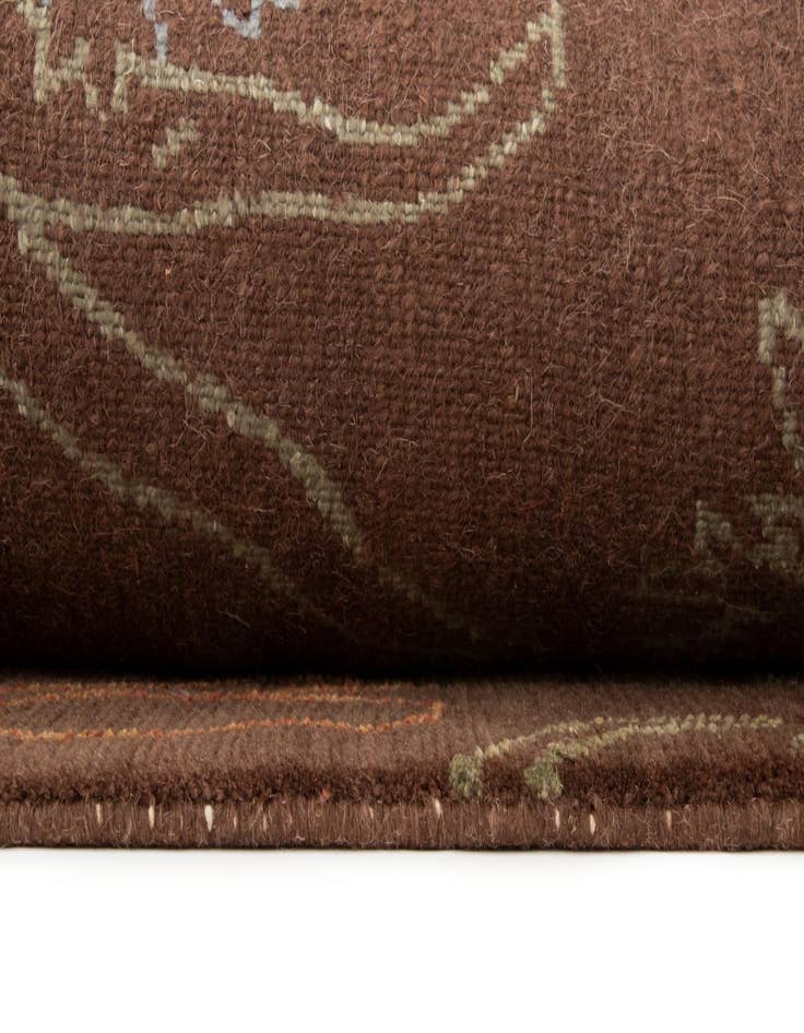 Detail image of  7' 4 x 9' 10  Hand Knotted Modern Nehmo Rug