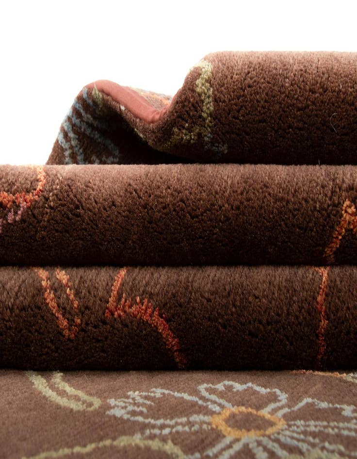 Detail image of  7' 4 x 9' 10  Hand Knotted Modern Nehmo Rug