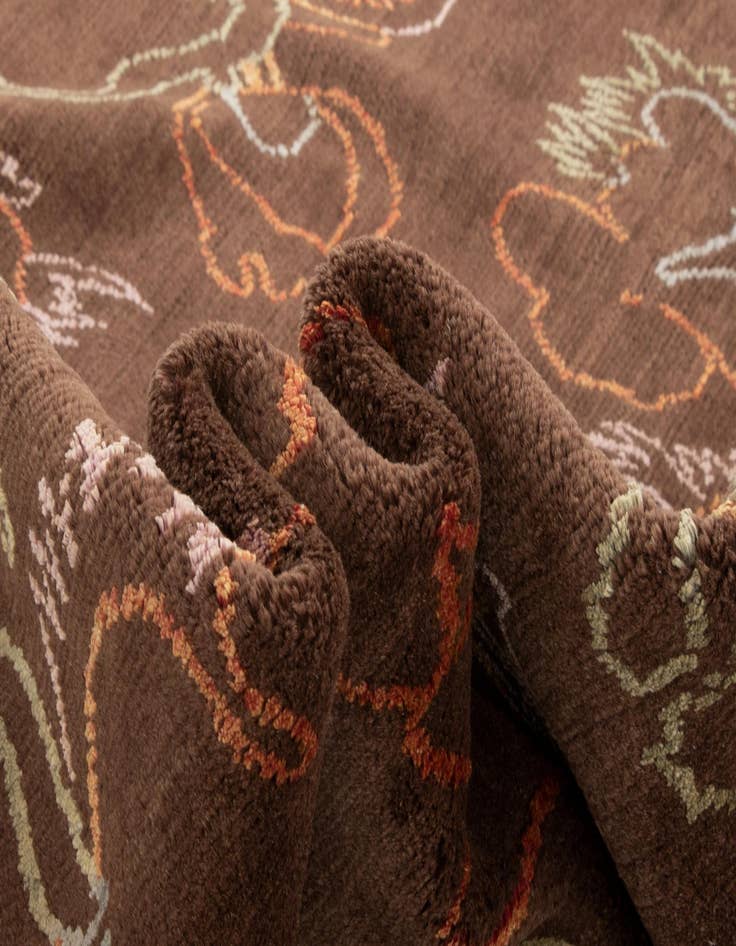 Detail image of  7' 4 x 9' 10  Hand Knotted Modern Nehmo Rug