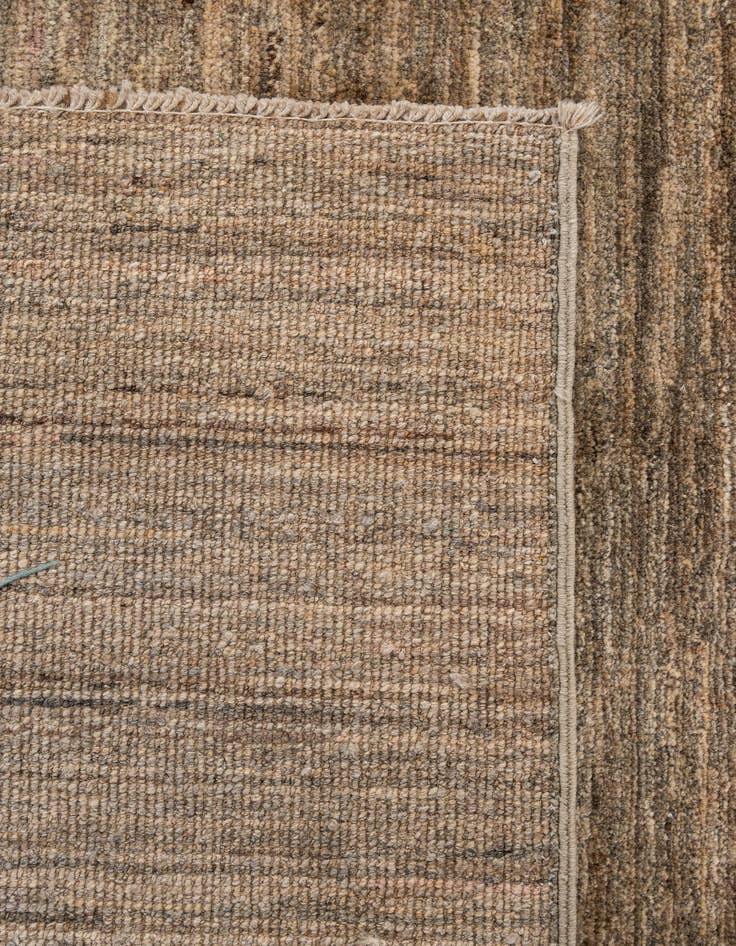 Detail image of  6' 10 x 9' 9  Hand Knotted Modern Ziegler Wool Rug