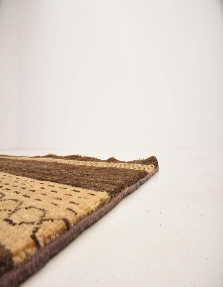 Detail image of  5' x 6' 6  Hand Knotted Modern Ziegler Oriental Rug