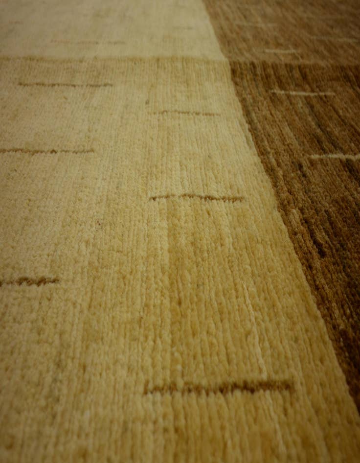 Detail image of  4' 10 x 6' 5  Hand Knotted Modern Ziegler Oriental Rug