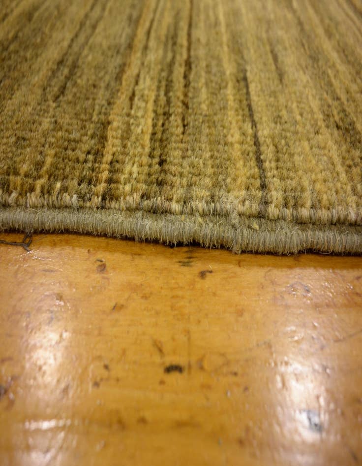 Detail image of  3' 10 x 5' 9  Hand Knotted Modern Ziegler Oriental Rug