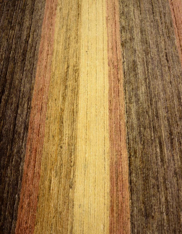 Detail image of  3' 11 x 5' 9  Hand Knotted Modern Ziegler Oriental Rug