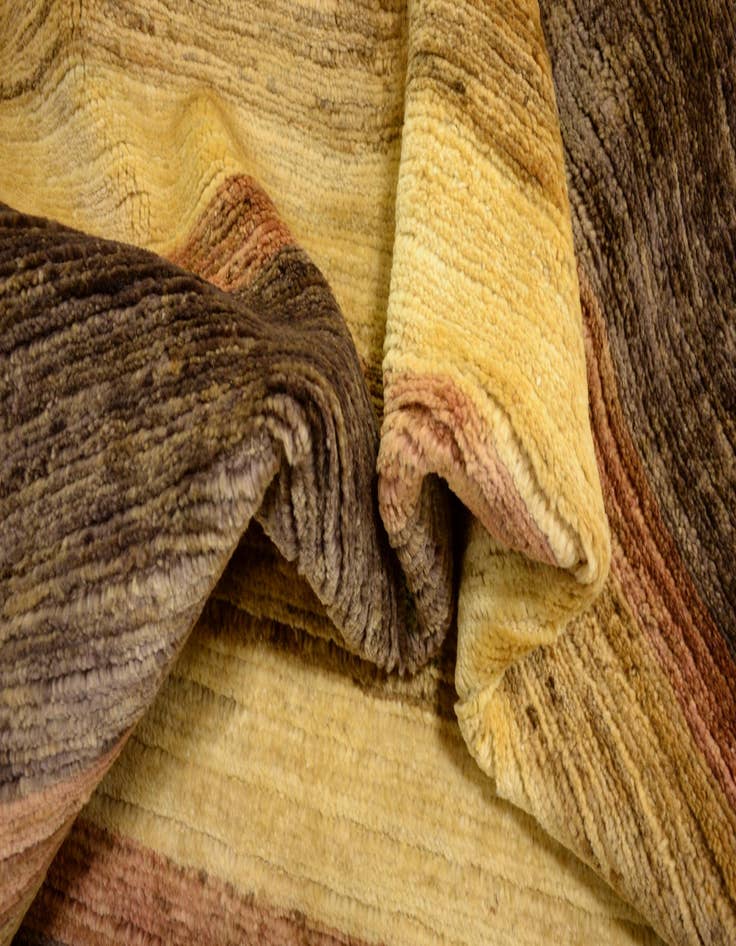 Detail image of  3' 11 x 5' 9  Hand Knotted Modern Ziegler Oriental Rug