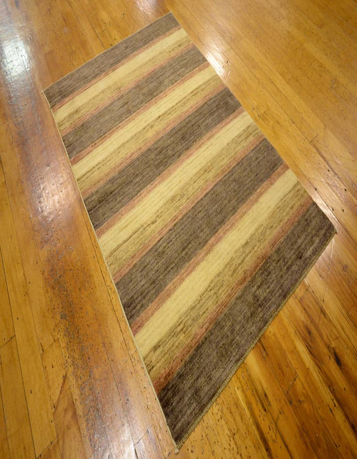 Detail image of  3' 11 x 5' 9  Hand Knotted Modern Ziegler Oriental Rug