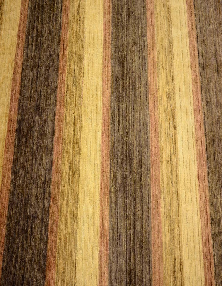 Detail image of  3' 11 x 5' 9  Hand Knotted Modern Ziegler Oriental Rug