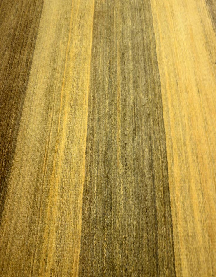 Detail image of  3' 11 x 5' 10  Hand Knotted Modern Ziegler Oriental Rug