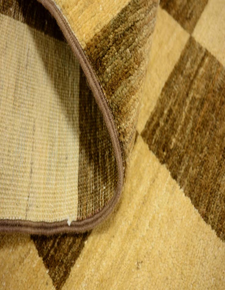 Detail image of  3' 5 x 4' 11  Hand Knotted Modern Ziegler Oriental Rug