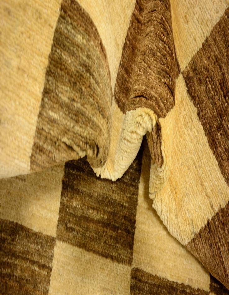 Detail image of  3' 5 x 4' 11  Hand Knotted Modern Ziegler Oriental Rug