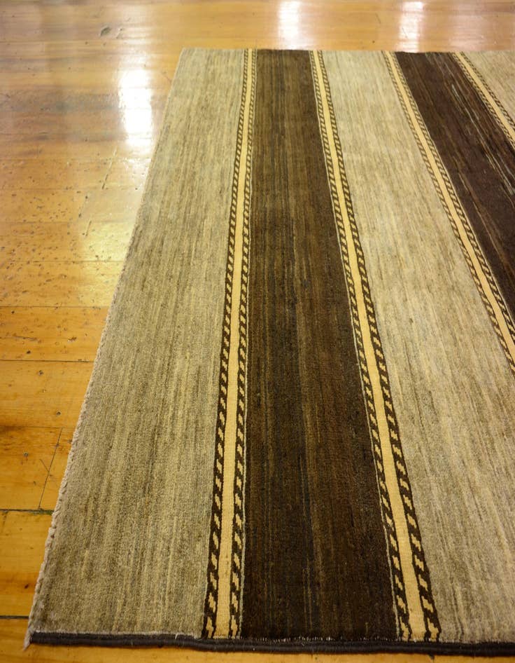 Detail image of  3' 11 x 5' 8  Hand Knotted Modern Ziegler Oriental Rug