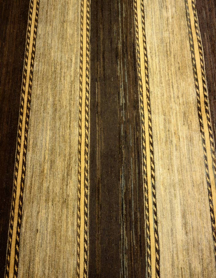 Detail image of  3' 11 x 5' 8  Hand Knotted Modern Ziegler Oriental Rug