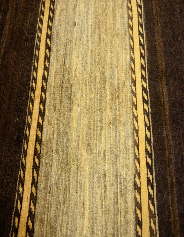 Detail image of  3' 11 x 5' 8  Hand Knotted Modern Ziegler Oriental Rug