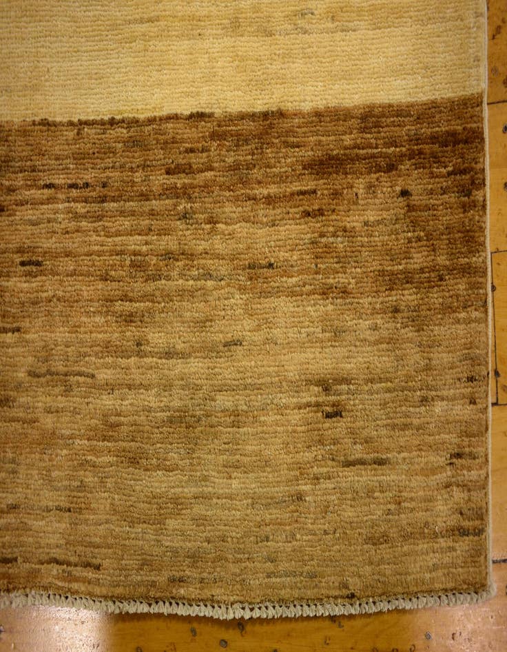 Detail image of  4' 9 x 6' 4  Hand Knotted Modern Ziegler Oriental Rug