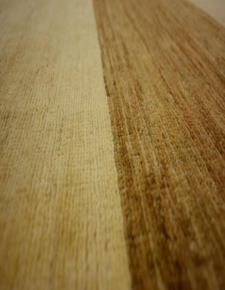 Detail image of  4' 9 x 6' 4  Hand Knotted Modern Ziegler Oriental Rug