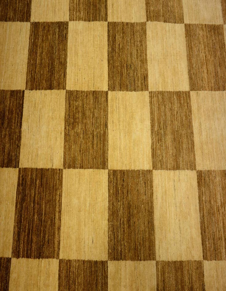 Detail image of  4' 2 x 6' 5  Hand Knotted Modern Ziegler Oriental Rug