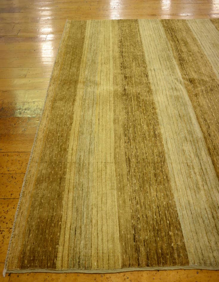 Detail image of  4' 9 x 6' 6  Hand Knotted Modern Ziegler Oriental Rug