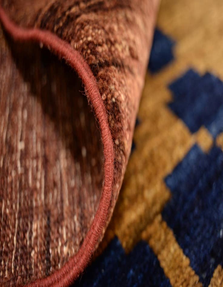 Detail image of  4' 11 x 6' 8  Hand Knotted Modern Ziegler Oriental Rug