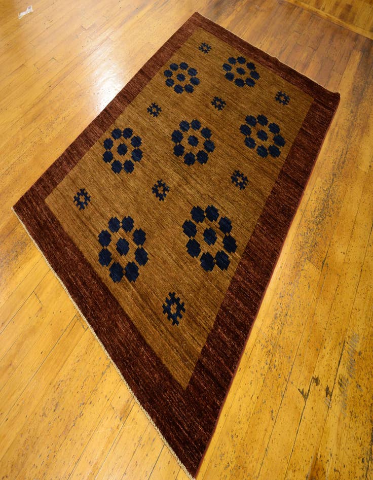 Detail image of  4' 11 x 6' 8  Hand Knotted Modern Ziegler Oriental Rug