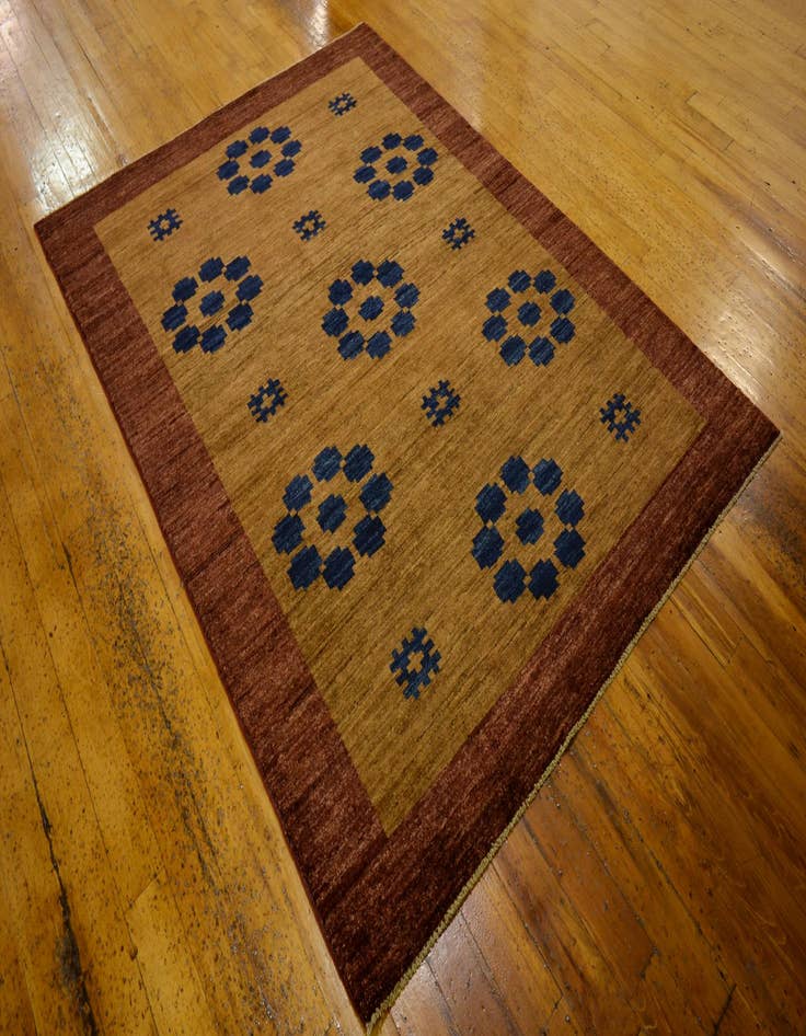 Detail image of  4' 11 x 6' 8  Hand Knotted Modern Ziegler Oriental Rug