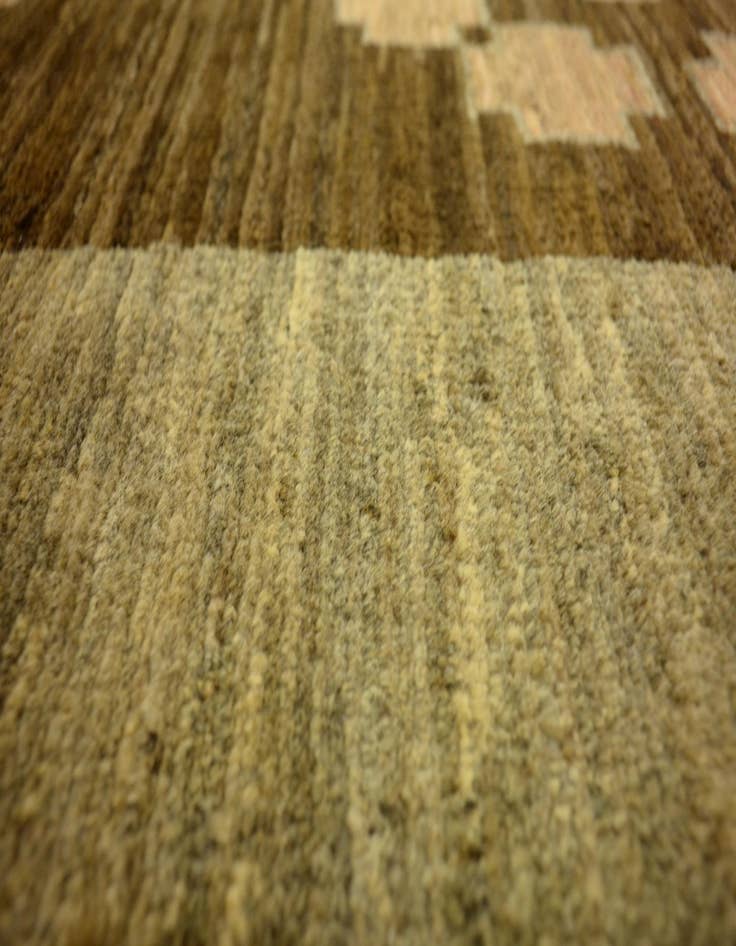 Detail image of  4' 8 x 6' 6  Hand Knotted Modern Ziegler Oriental Rug