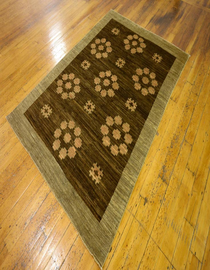 Detail image of  4' 8 x 6' 6  Hand Knotted Modern Ziegler Oriental Rug