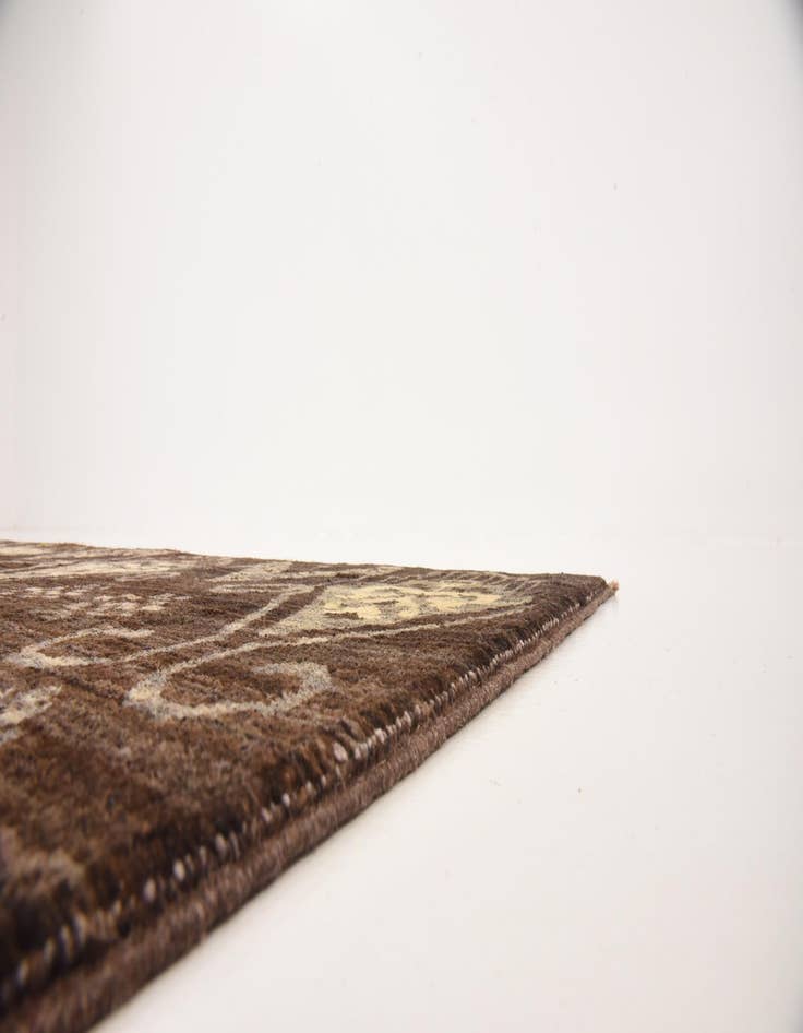 Detail image of  5' x 7' 9  Hand Knotted Modern Ziegler Rug