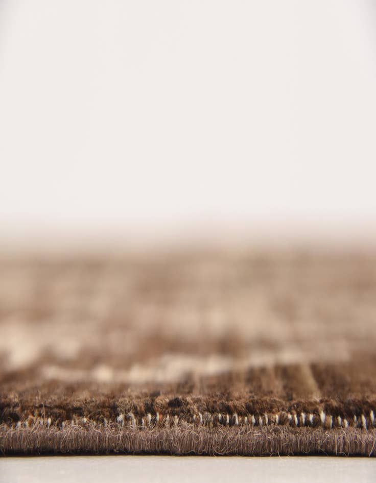 Detail image of  6' 6 x 9' 8  Hand Knotted Modern Ziegler Rug