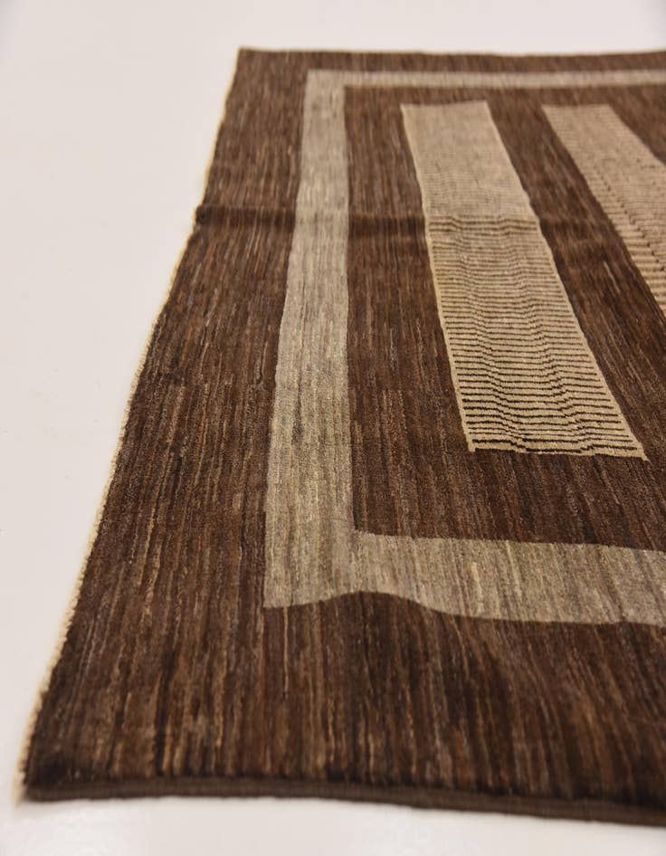Detail image of  6' 7 x 9' 9  Hand Knotted Modern Ziegler Rug