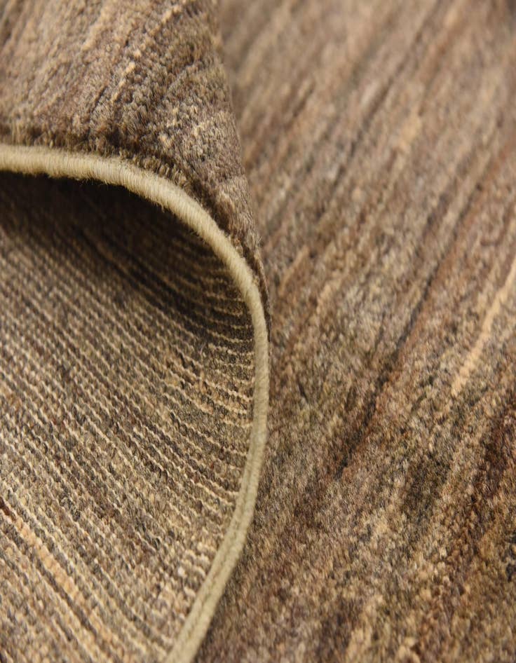 Detail image of  6' 6 x 9' 8  Hand Knotted Modern Ziegler Rug