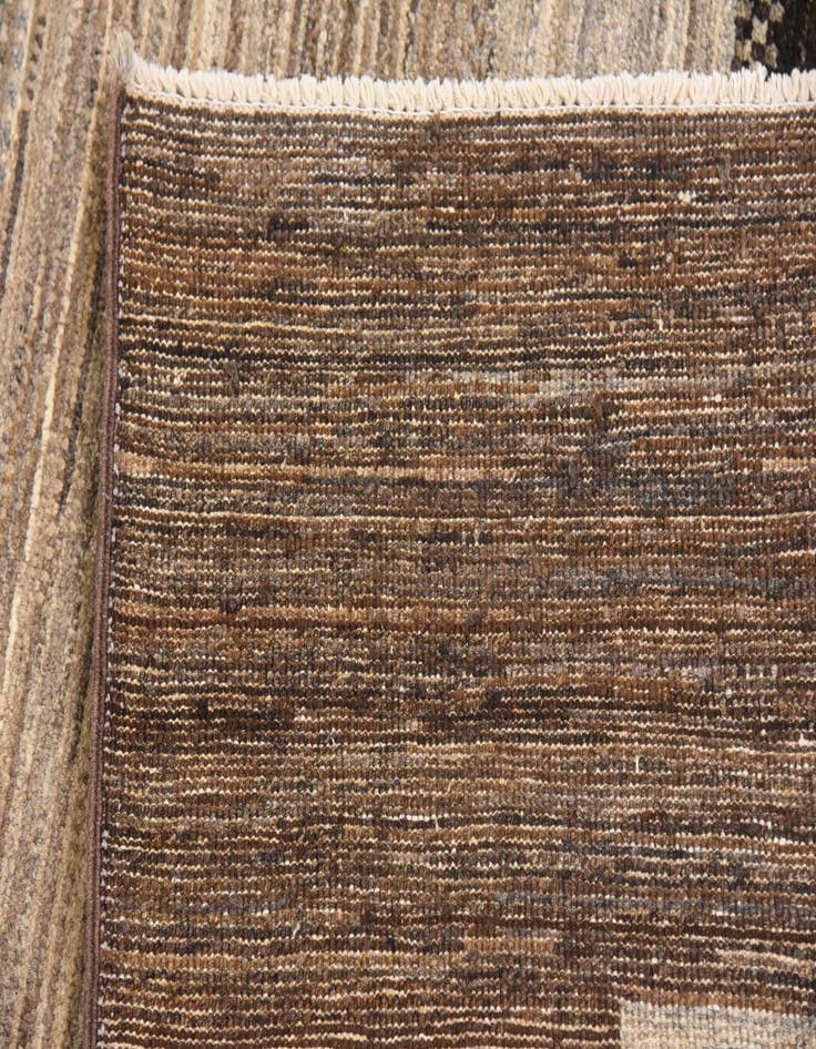 Detail image of  6' 8 x 9' 6  Hand Knotted Modern Ziegler Rug