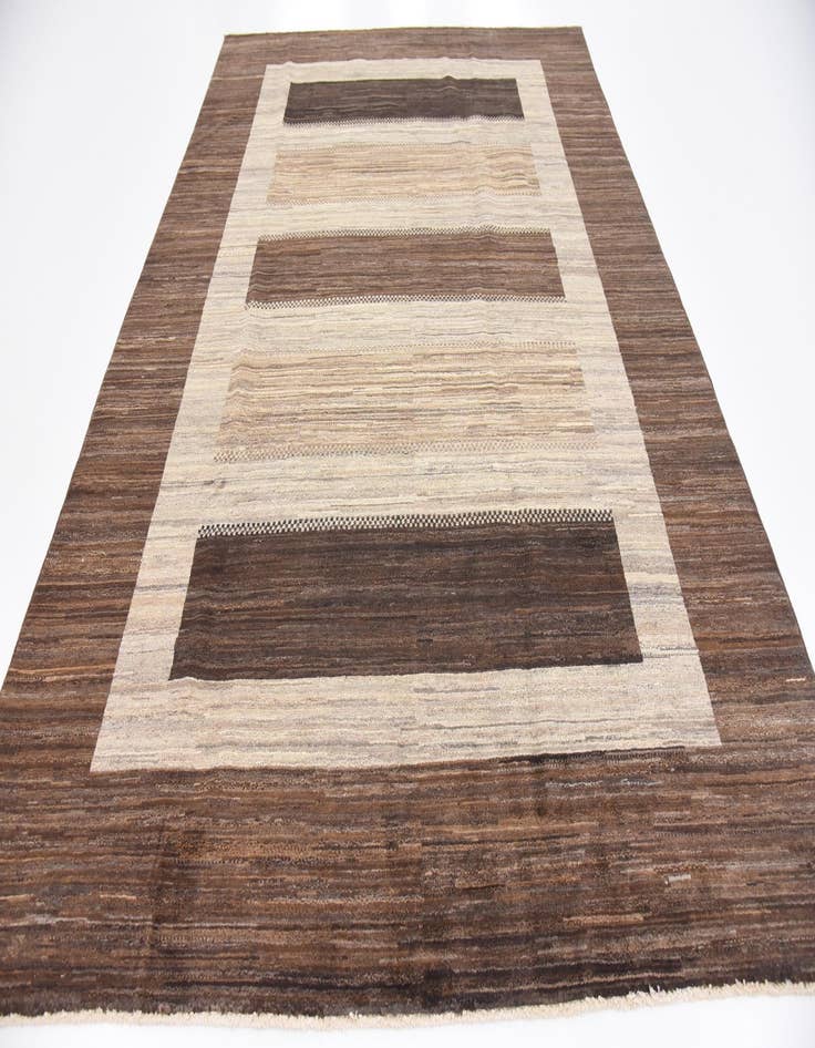 Detail image of  6' 8 x 9' 6  Hand Knotted Modern Ziegler Rug