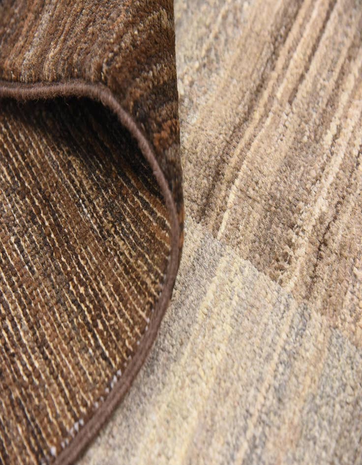 Detail image of  6' 8 x 9' 6  Hand Knotted Modern Ziegler Rug