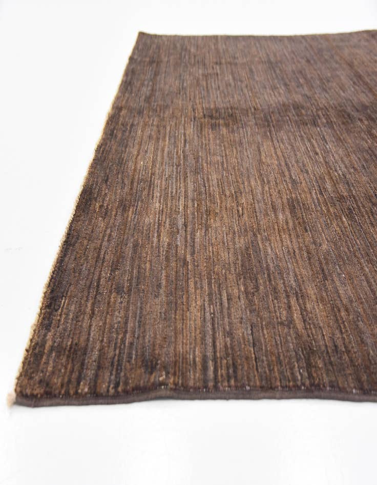 Detail image of  5' 7 x 7' 6  Hand Knotted Modern Ziegler Rug