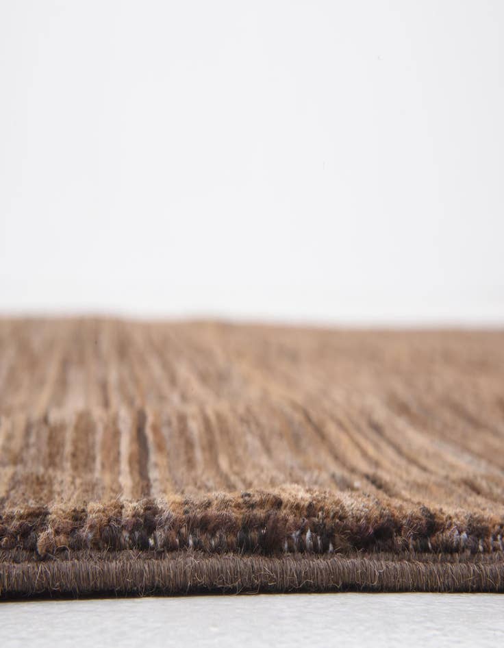 Detail image of  4' 10 x 6' 7  Hand Knotted Modern Ziegler Rug