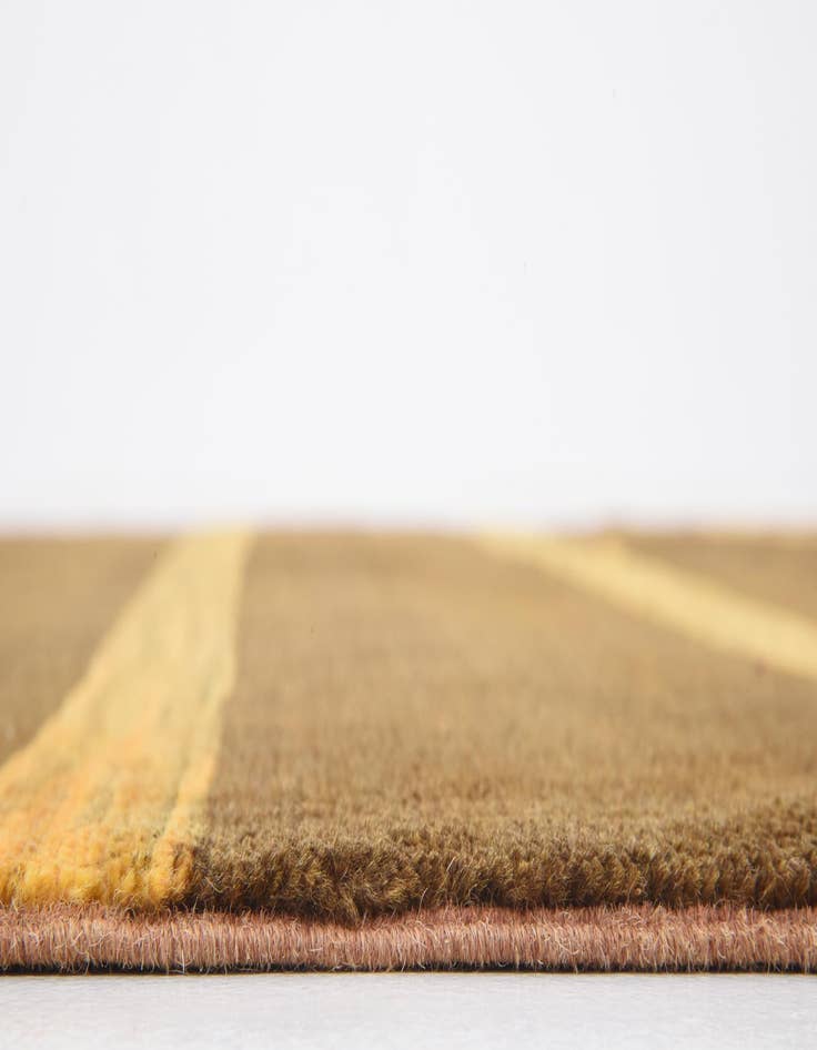 Detail image of  5' 2 x 6' 4  Hand Knotted Modern Ziegler Rug