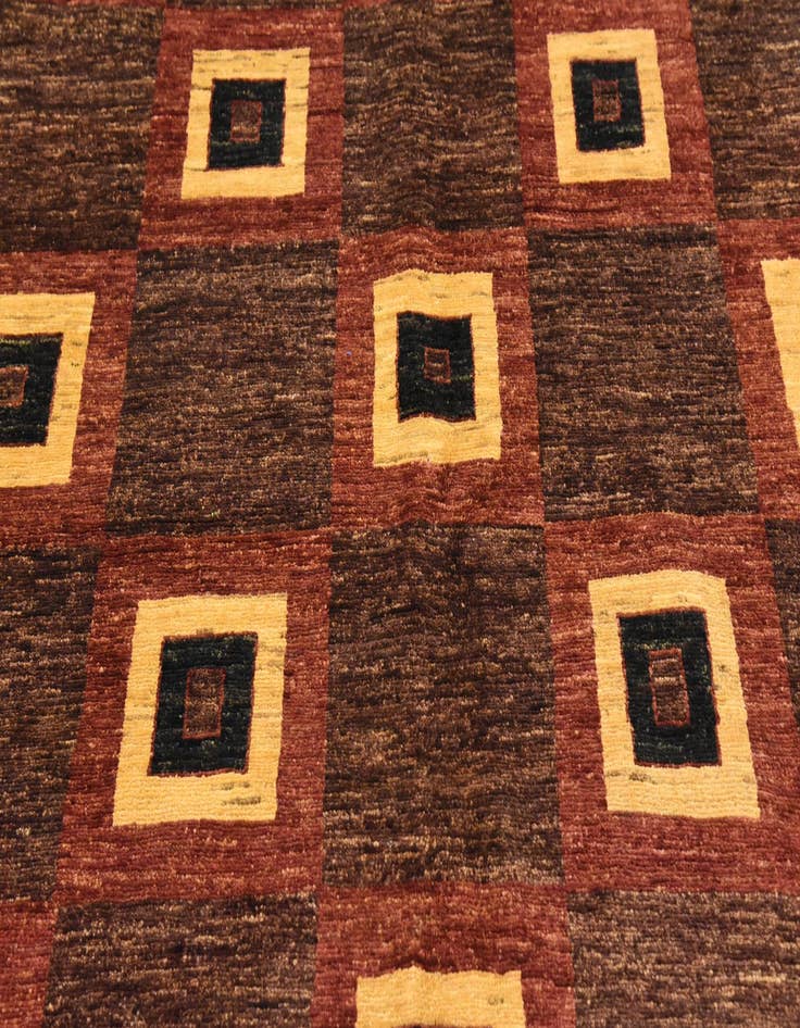 Detail image of  4' 8 x 7'  Hand Knotted Modern Ziegler Rug