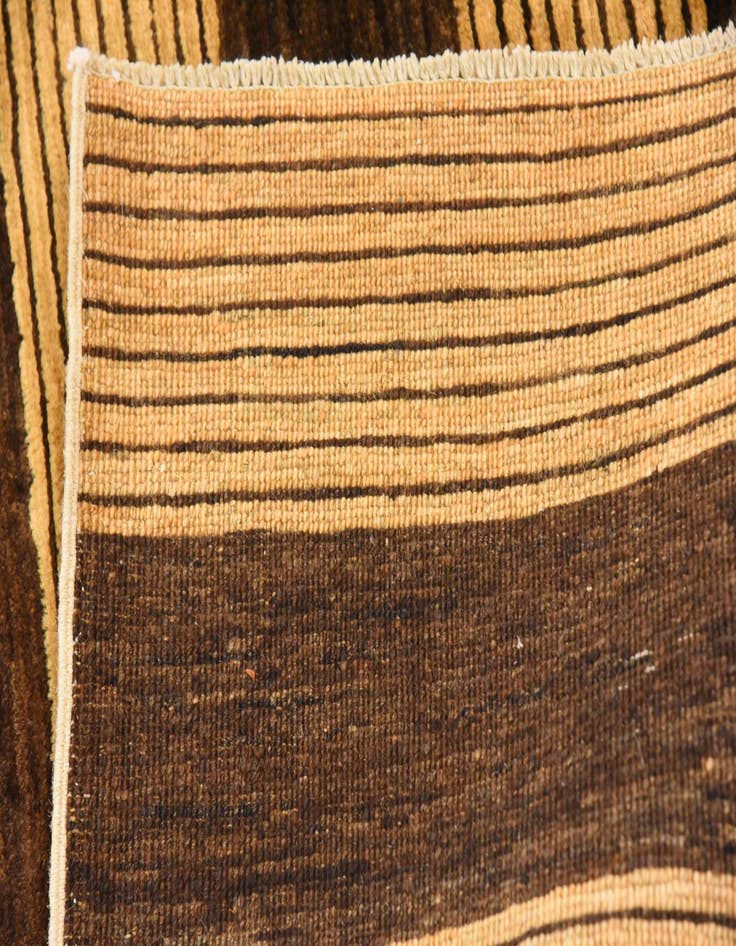 Detail image of  4' 9 x 6' 3  Hand Knotted Modern Ziegler Rug