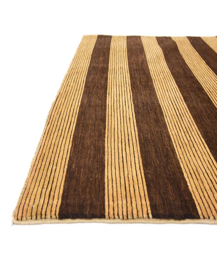 Detail image of  4' 9 x 6' 3  Hand Knotted Modern Ziegler Rug