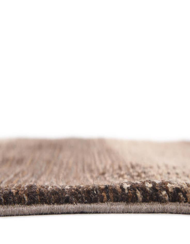 Detail image of  4' 10 x 7'  Hand Knotted Modern Ziegler Rug