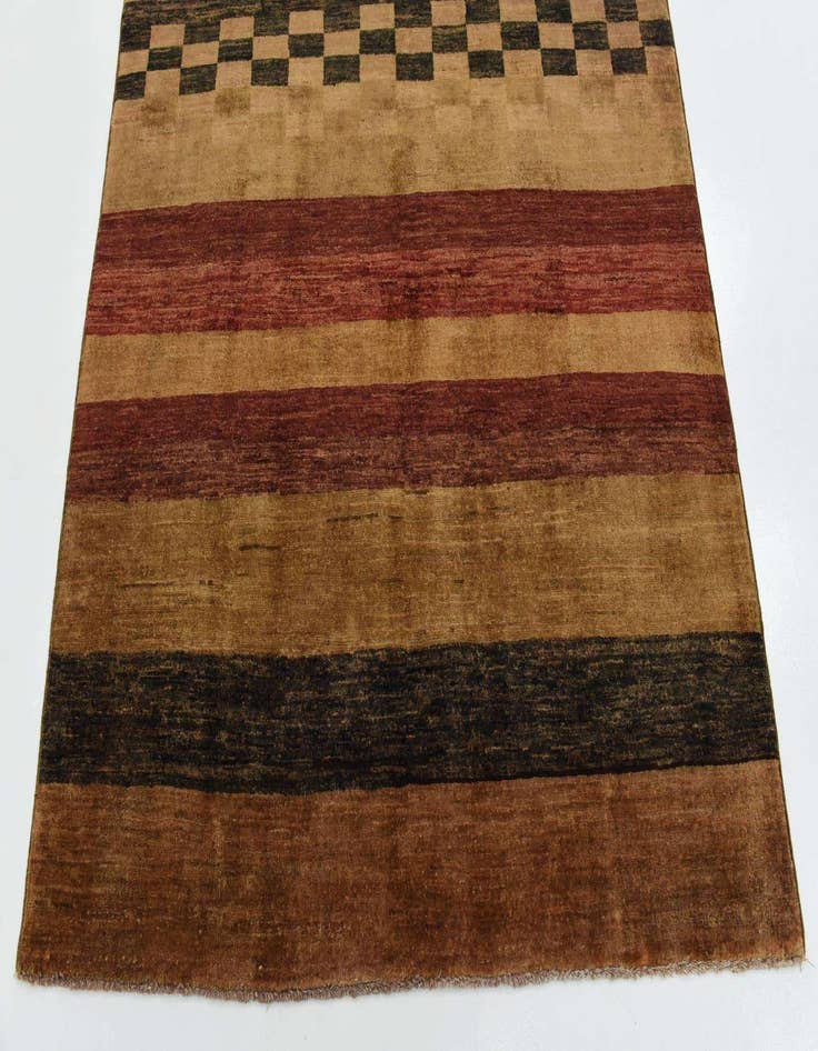 Detail image of  4' 10 x 6' 10 Modern Ziegler Rug