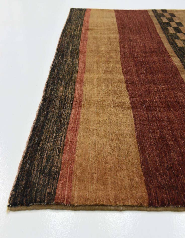 Detail image of  4' 10 x 6' 10 Modern Ziegler Rug